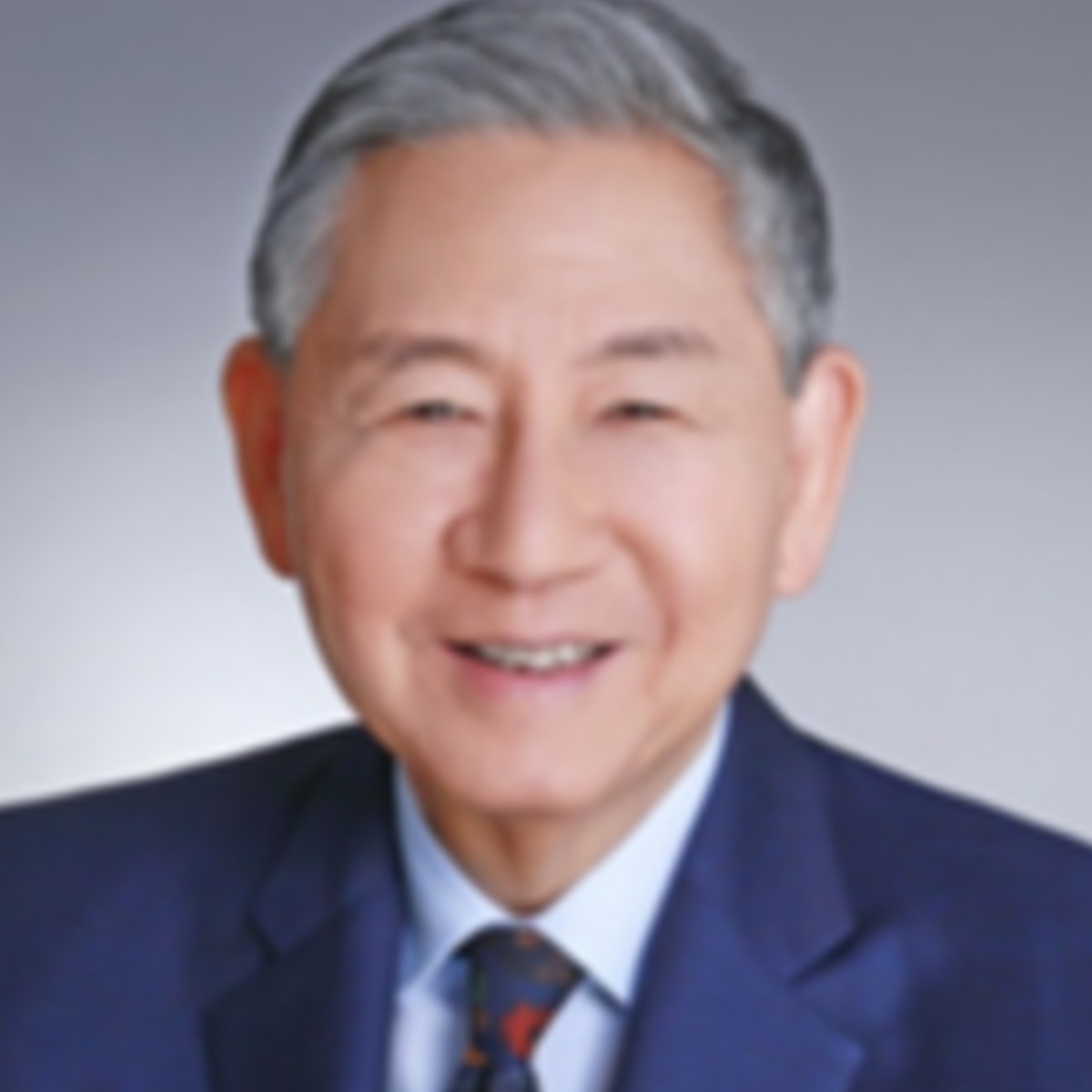 Dr. Michael Hwang